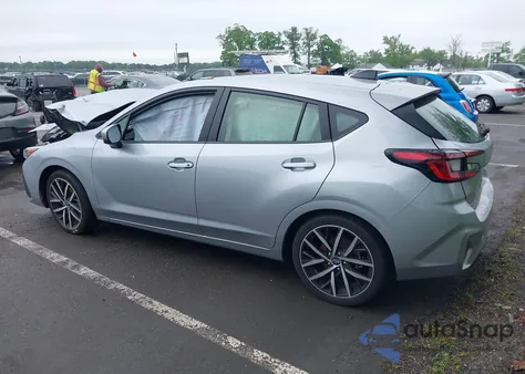 2024 Subaru Impreza Sport 5-Door z USA, uszkodzony, nr VIN JF1GUAFC8R8332119